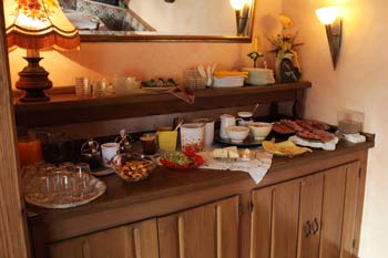 Fr�hst�cksbuffet im Weingut